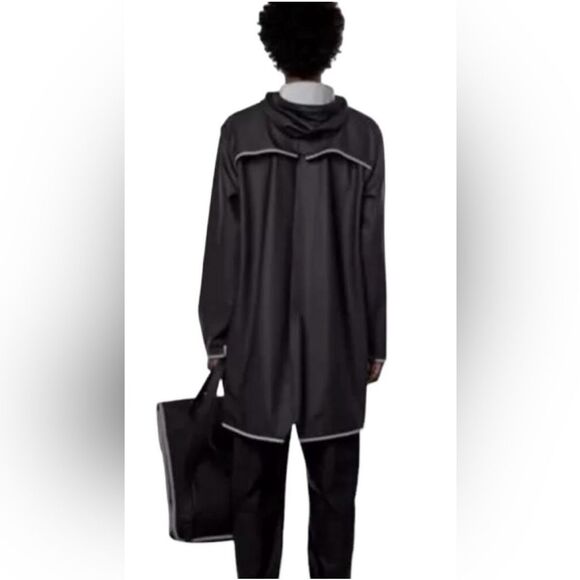 Rains Long Jacket reflective ๐ค black ๐ค unisex ๐ค NWT ๐ค large - Picture 3 of 4